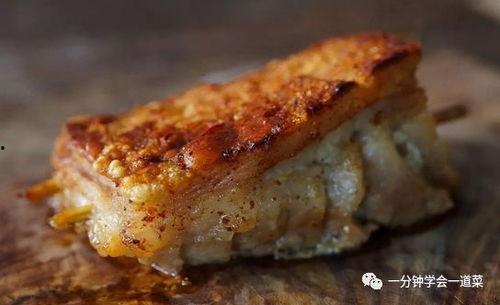 焦作网红脆皮五花肉店,一口咬下，酥脆与鲜香的双重诱惑